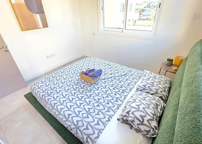 2br With Pool & Free Wi-fi