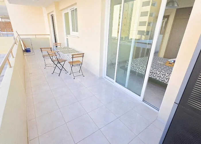 2br With Pool & Free Wi-fi Larnaca