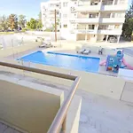 Apartament 2br With Pool & Free Wi-fi