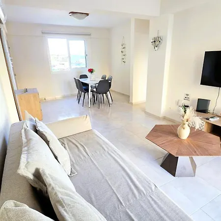 2br With Pool & Free Wi-fi Daire *