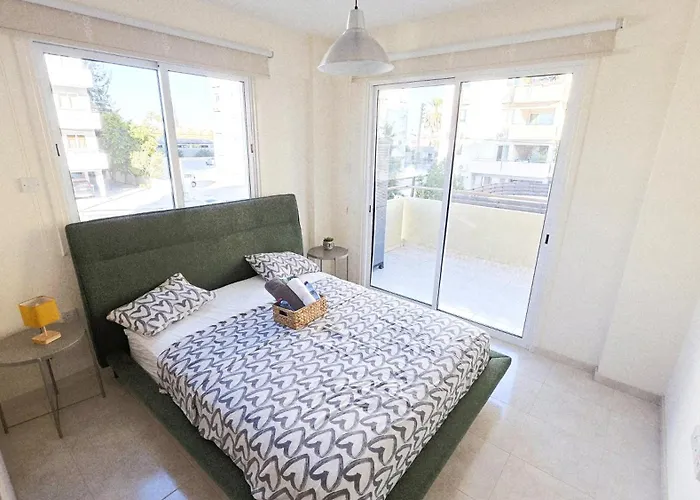 2br With Pool & Free Wi-fi *