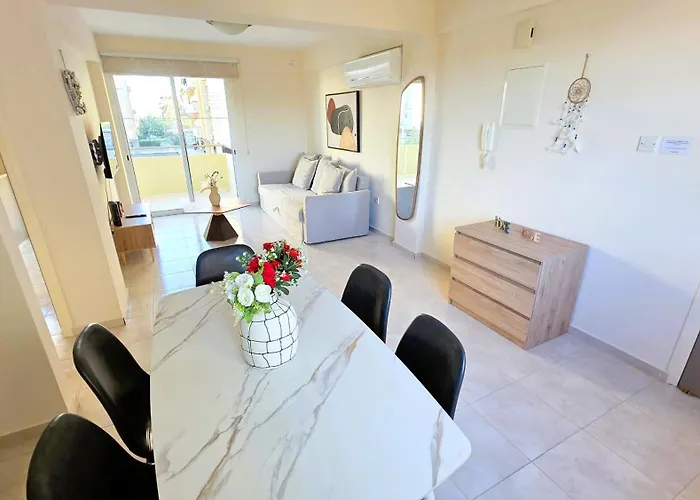 Apartament 2br With Pool & Free Wi-fi *